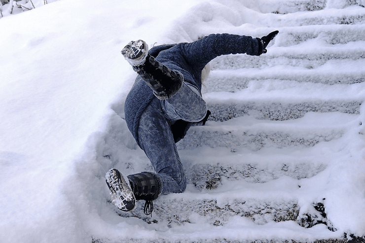 Lawyer-Assistance-for-Ice-Slip-and-Fall-Accidents
